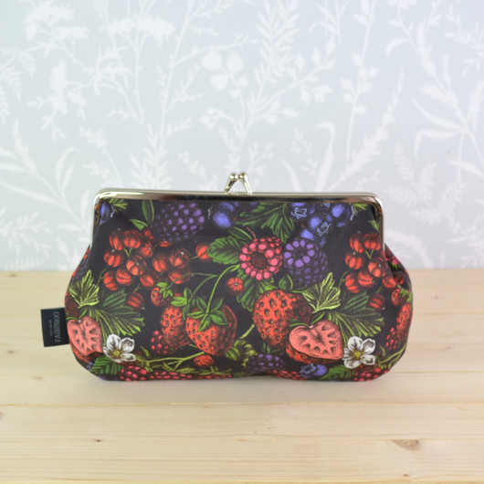 Kesä -pussukka/penaali