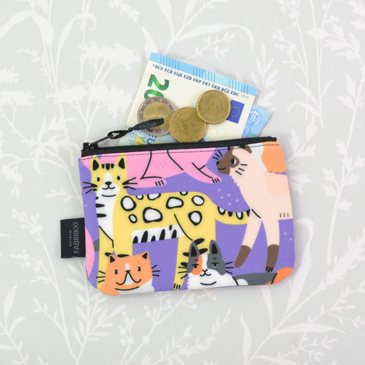 Kissala -vetoketjukukkaro