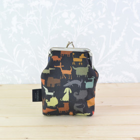 Koirapuisto -pieni kukkaro