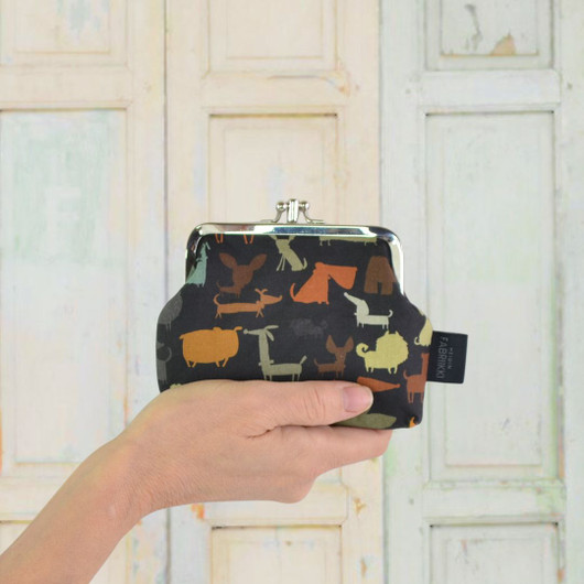 Koirapuisto -tuplakukkaro