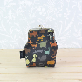 Koirapuisto -tuplakukkaro