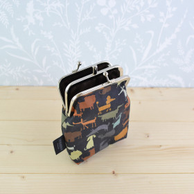 Koirapuisto -tuplakukkaro