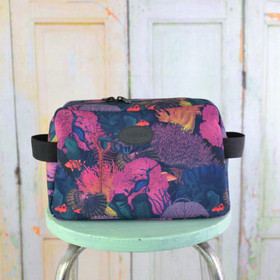 Koralliriutta -toilettilaukku L