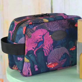 Koralliriutta -toilettilaukku M