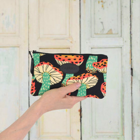 Kärpässieni -pussukka