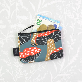 Kärpässieni -vetoketjukukkaro