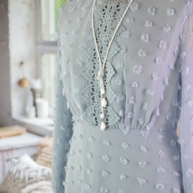 Kaulakoru siemenhelmistä