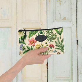 Luostarin puutarha -pussukka