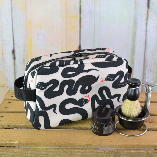 Mamba -toilettilaukku L