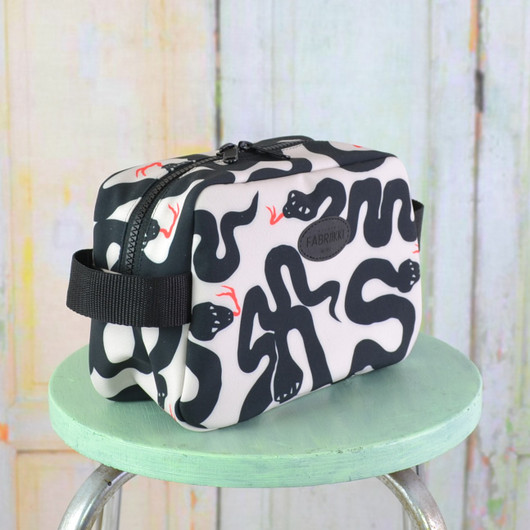 Mamba -toilettilaukku M