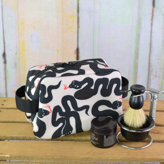 Mamba -toilettilaukku M