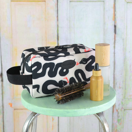 Mamba -toilettilaukku S