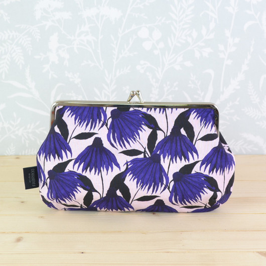 Marni -pussukka/penaali