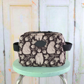 Mesikämmen -toilettilaukku M