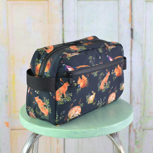 Metsän asukit -toilettilaukku L