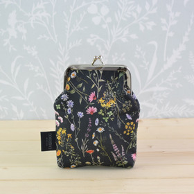 Niitty -pieni kukkaro