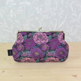 Olga -pussukka/penaali