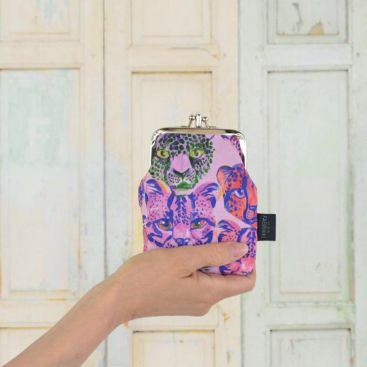 Pantteri -tuplakukkaro