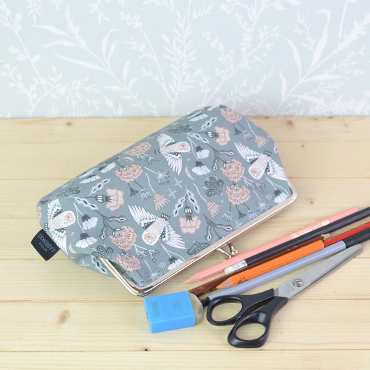 Huhuu -pussukka/penaali