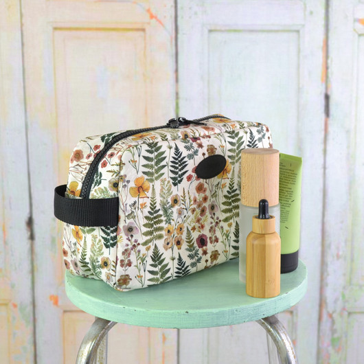 Puutarha -toilettilaukku L