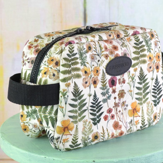 Puutarha -toilettilaukku M