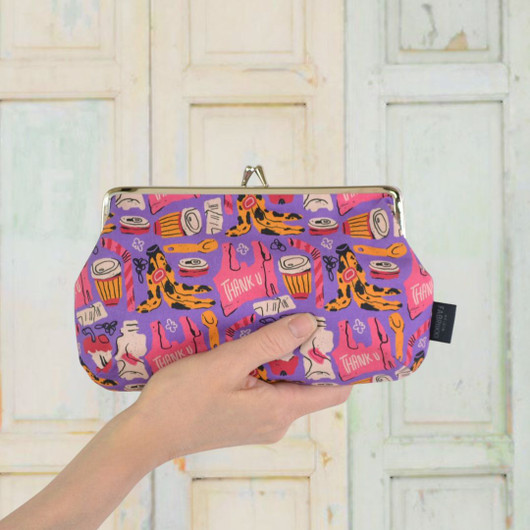 Roskat roskikseen kiitos -pussukka/penaali