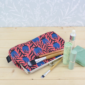 Ruiskukka -pussukka/penaali