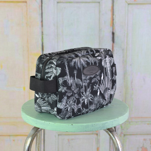 Safari -toilettilaukku M