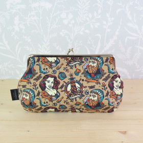 Sailors -pussukka/penaali