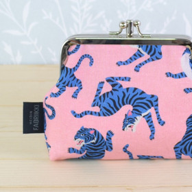 Tiikeri -tuplakukkaro