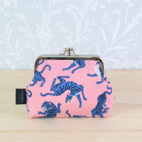 Tiikeri -tuplakukkaro