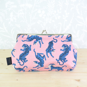 Tiikeri -pussukka/penaali