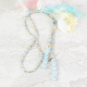 Kaulakoru siemenhelmistä