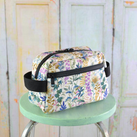 Varpu -toilettilaukku M