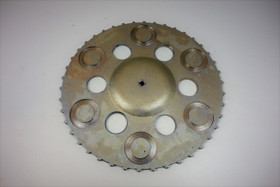 Kytkimen pohjalevy 750