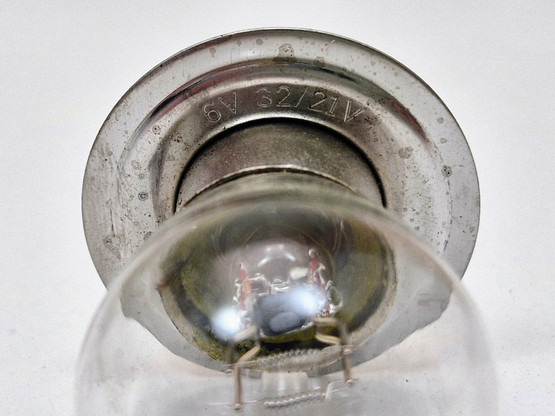 Ajovalon polttimo 6V