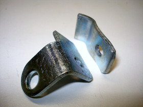 Kytkinvaijerin pidike