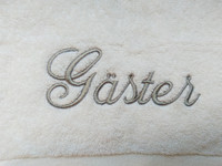 Käsipyyhe valkoinen, omalla tekstillä