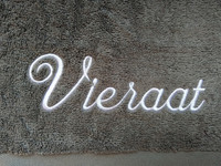 Käsipyyhe harmaa, omalla tekstillä