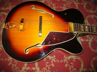 Myydään asiakkaan lukuun: Sähkökitara Jazz kitara Vintage VSA 650 Sultan (käyt)