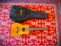 Myydään asiakkaan lukuun: Teräskielinen kitara Martin LX1 little Martin (käyt)+ gigbag (käyt)