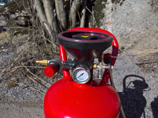 Idrobase pesuainevaahdotin ammattikäyttöön 24l