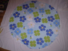 pyöreä leikkimatto