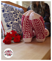 Pikku-Ellit, neuleohje kirjoneulesukkiin