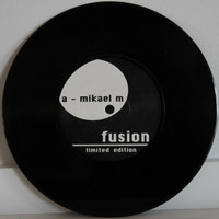 Mikael M / Llama: Fusion