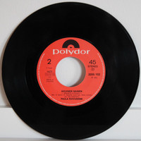 Koivuniemi Paula: Aikaan sinikellojen / Aikuinen nainen