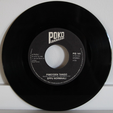 Eppu Normaali: Pimeyden tango