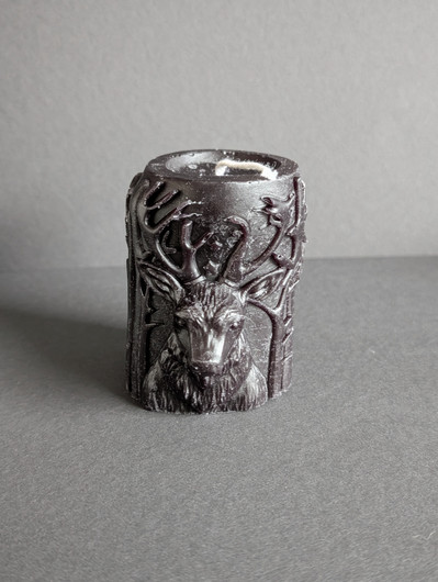 Black beeswax deer candle 