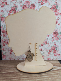 Puiset anatomiset sydän korvakorut