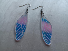 Wing earrings